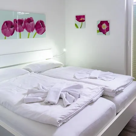 Διαμέρισμα Lena *